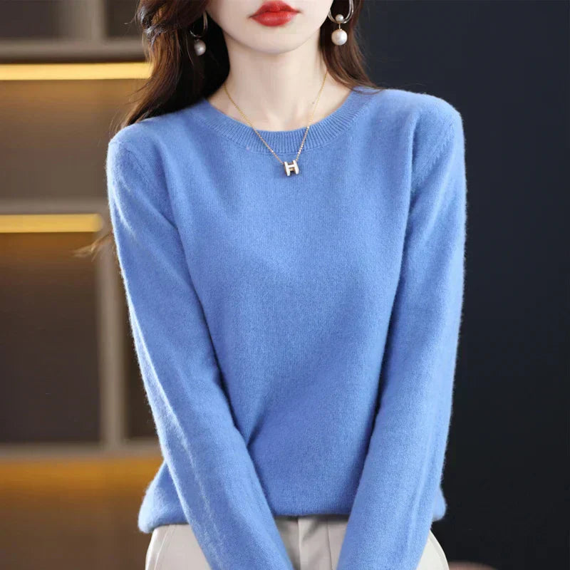 Elegant Cashmere Sweater | Women's Classic Crew Neck with Luxurious Softness | Ideal for Everyday Wear