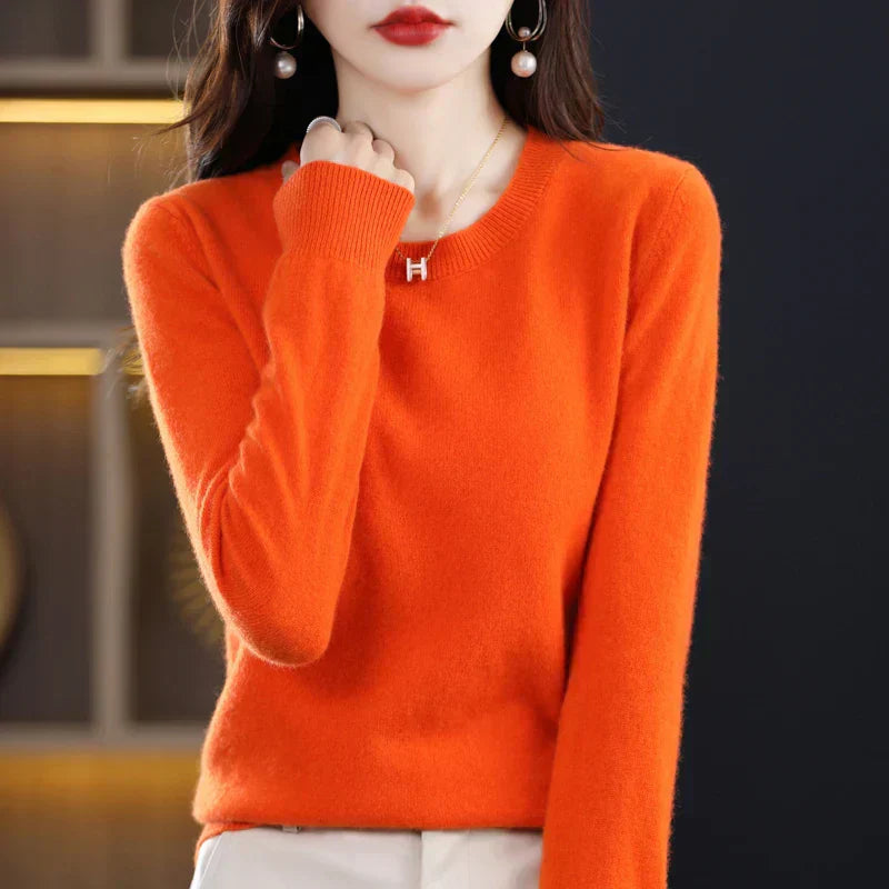 Elegant Cashmere Sweater | Women's Classic Crew Neck with Luxurious Softness | Ideal for Everyday Wear